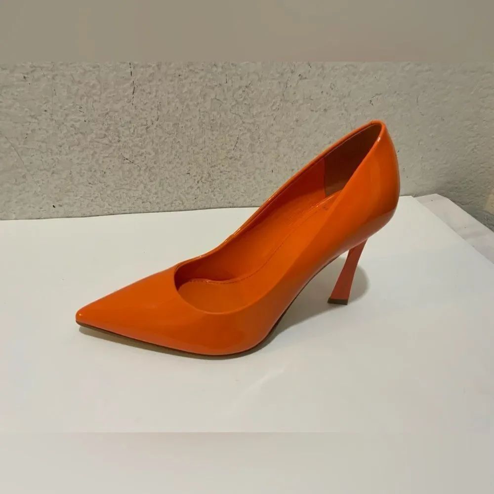 Marc Fisher Neon Orange Patent Leather Pumps size 6M